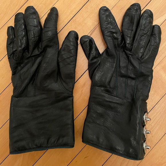 Black leather Coach gloves size 7